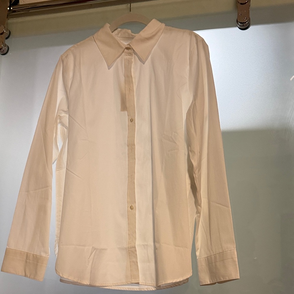 Banana Republic Classic Cream Dress Shirt